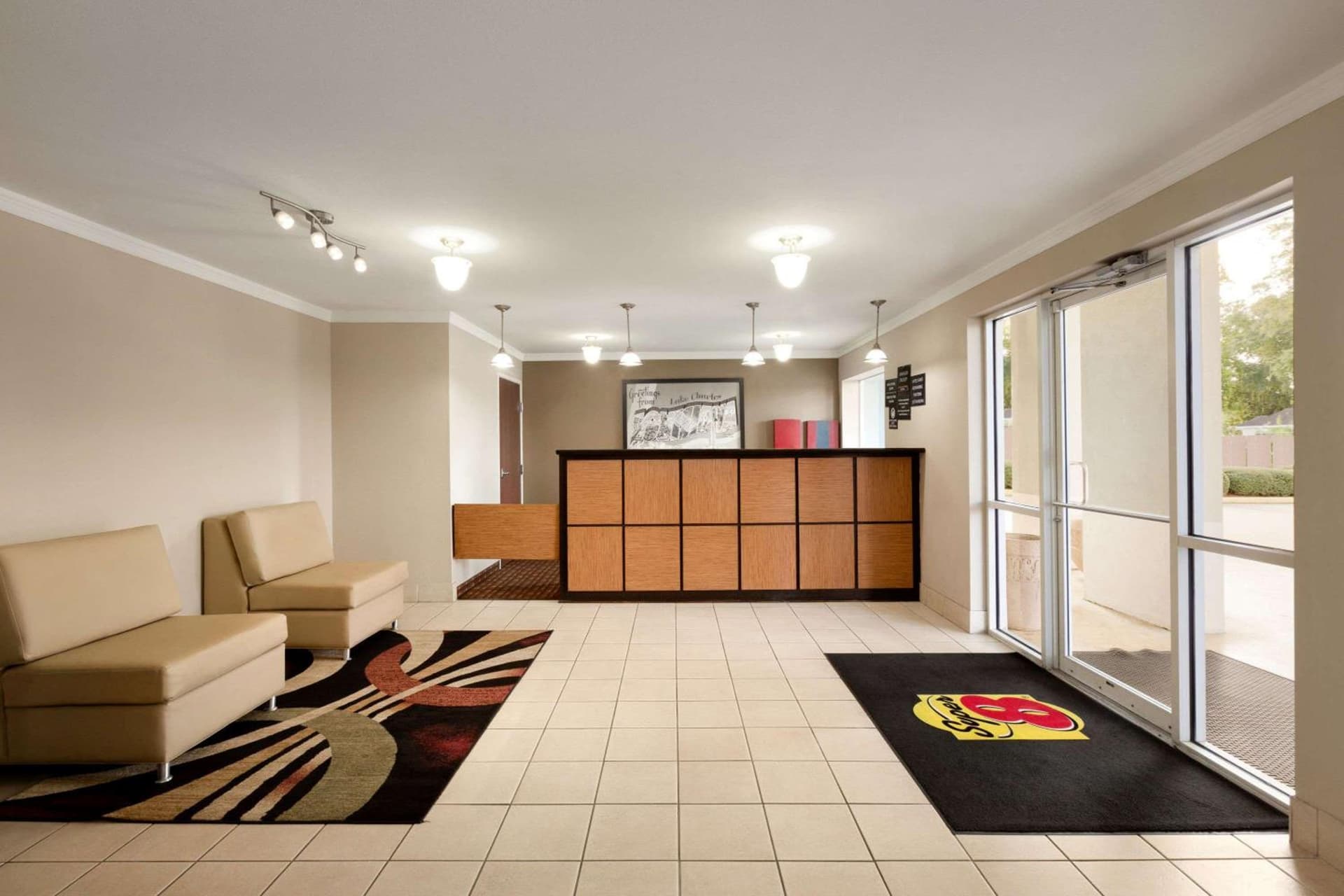 Super 8 by Wyndham Lake Charles Northeast property views in Lake Charles, LA — gallery photo 3