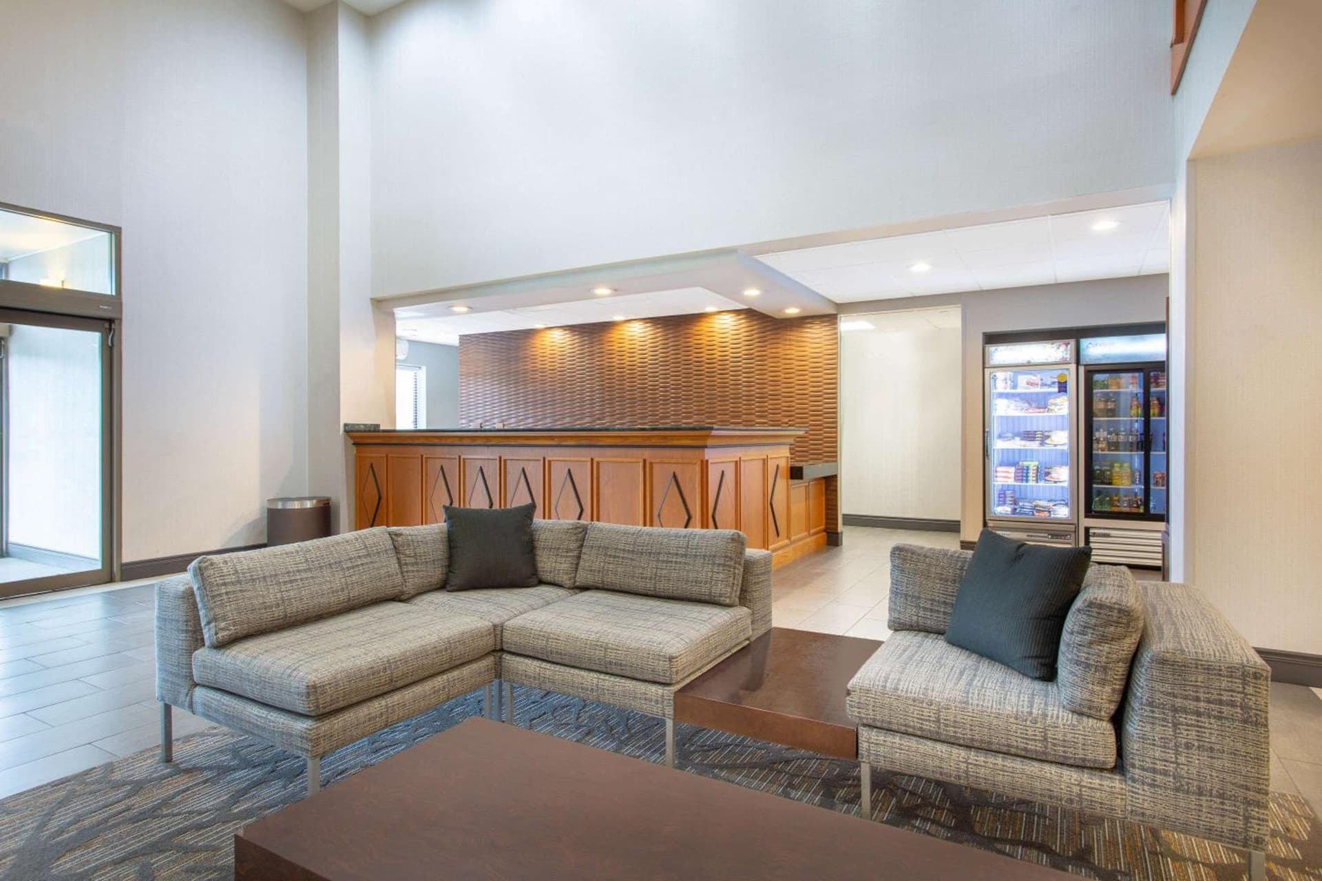 Spark by Hilton Mechanicsburg property views in Mechanicsburg, PA — gallery photo 3