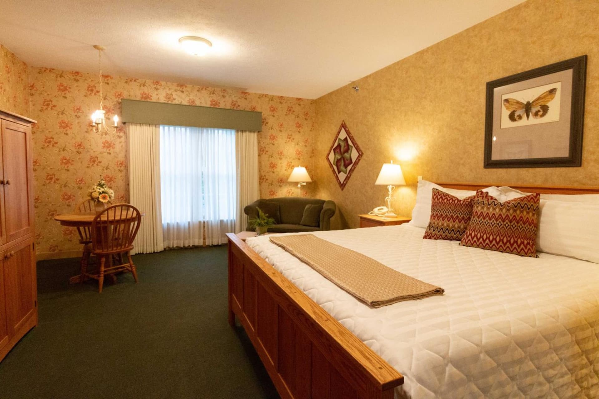 Essenhaus Inn & Conf. Center gallery photo in Middlebury, IN — image 43