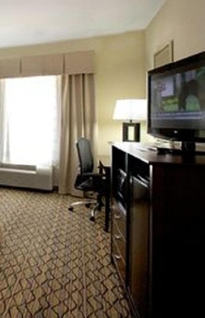 Holiday Inn Express and Suites Bossier City Louisiana Downs by IHG property views in Bossier City, LA — gallery photo 3