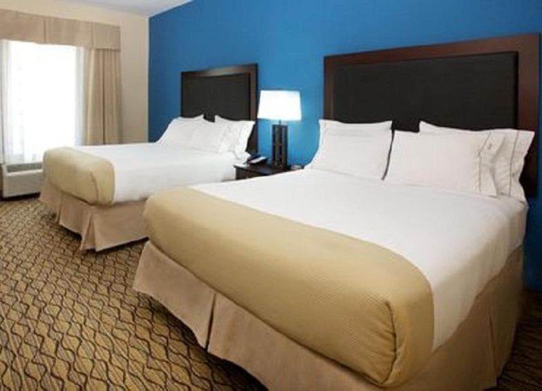 Holiday Inn Express and Suites Bossier City Louisiana Downs by IHG interior in Bossier City, LA — gallery photo 2