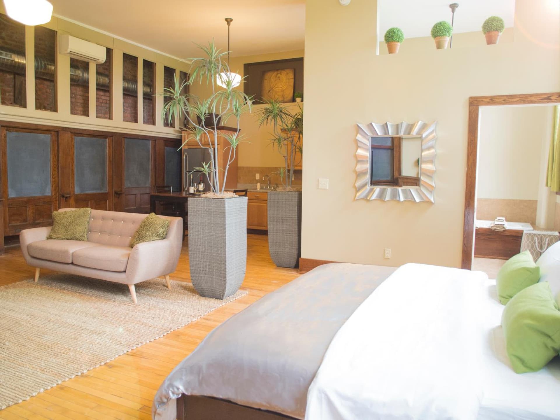School 31 Lofts gallery photo in Rochester, NY — image 111