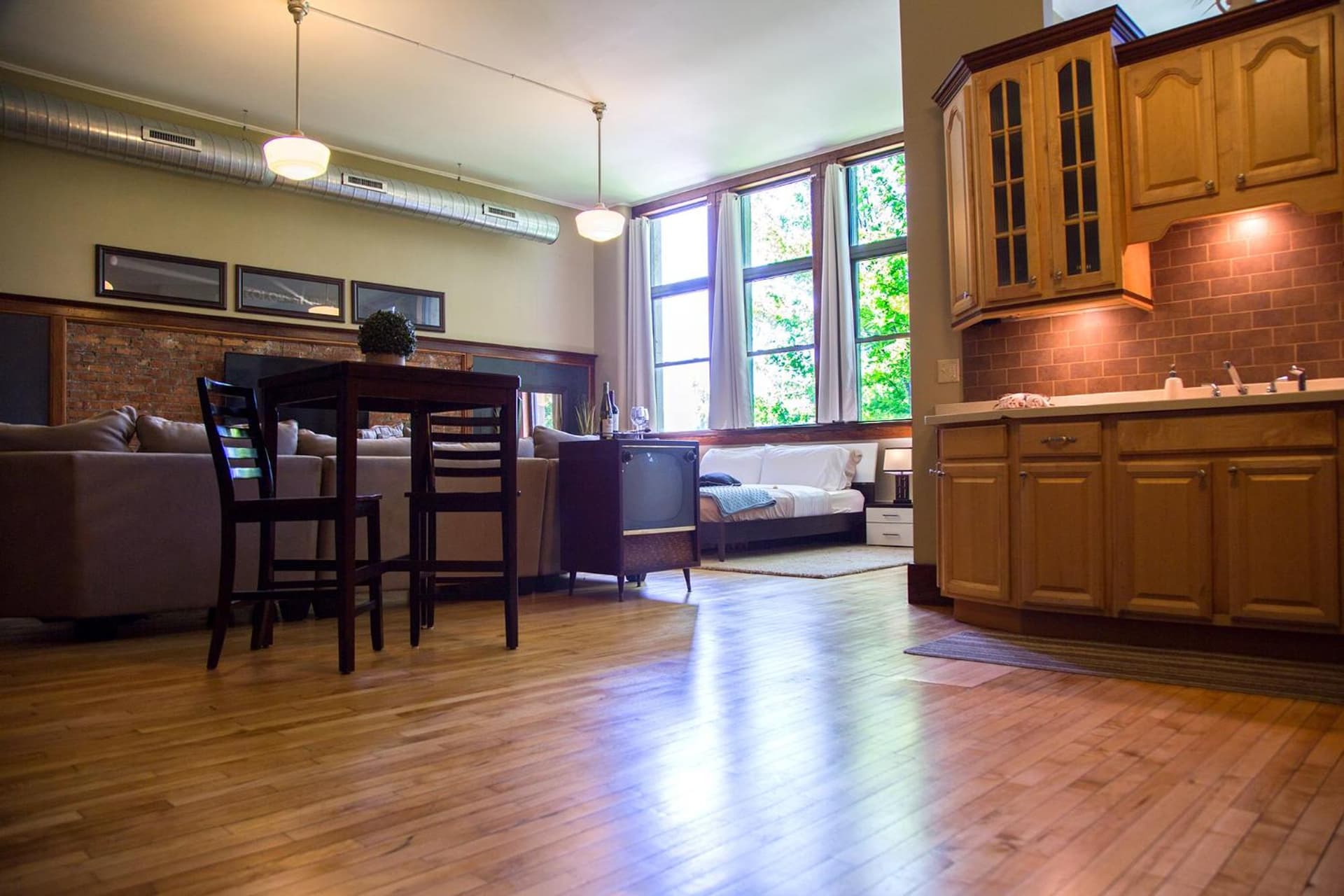 School 31 Lofts gallery photo in Rochester, NY — image 39