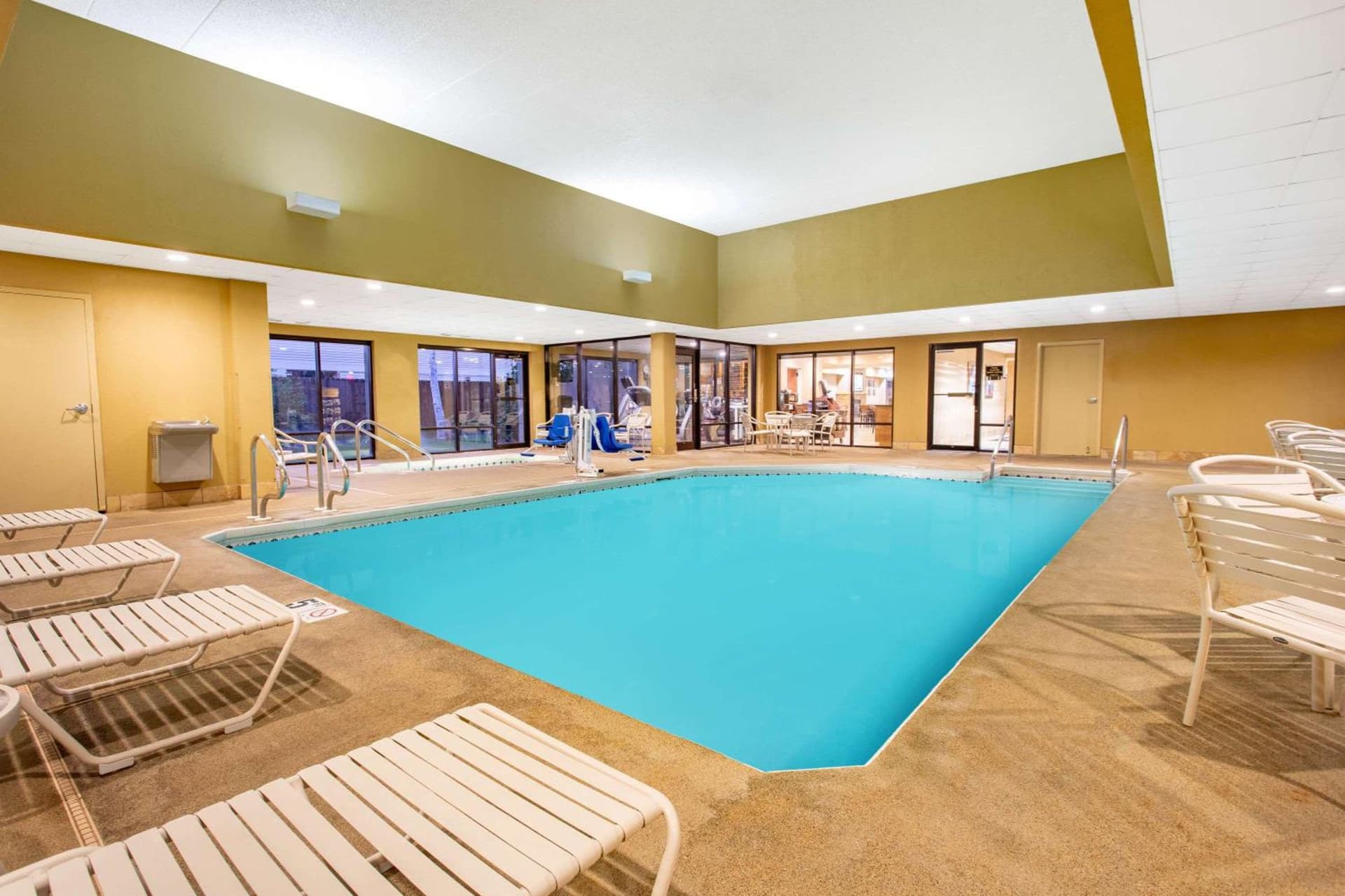 AmericInn by Wyndham Madison West gallery photo in Madison, WI — image 49