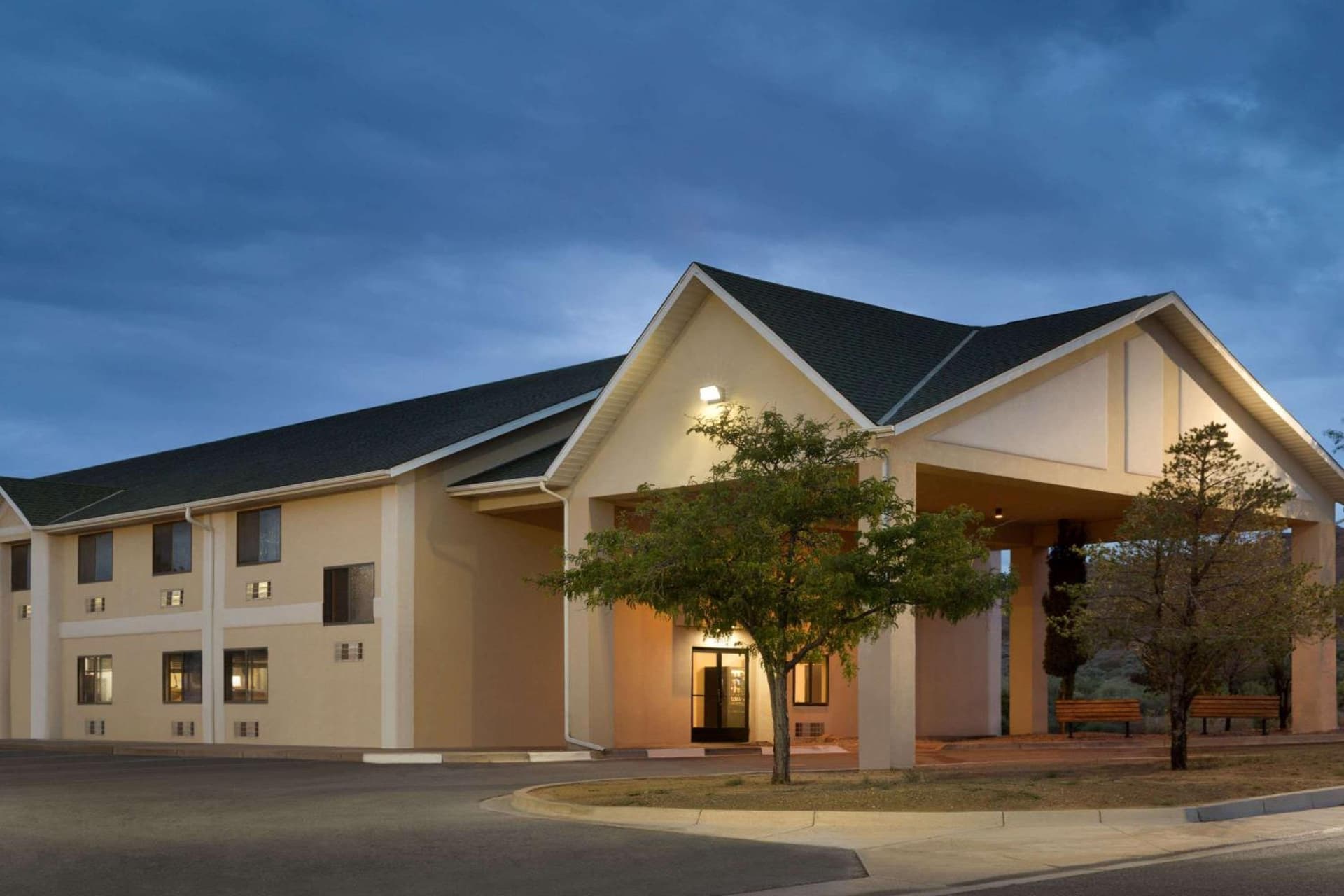Travelodge by Wyndham Belen property views in Belen, NM — gallery photo 3