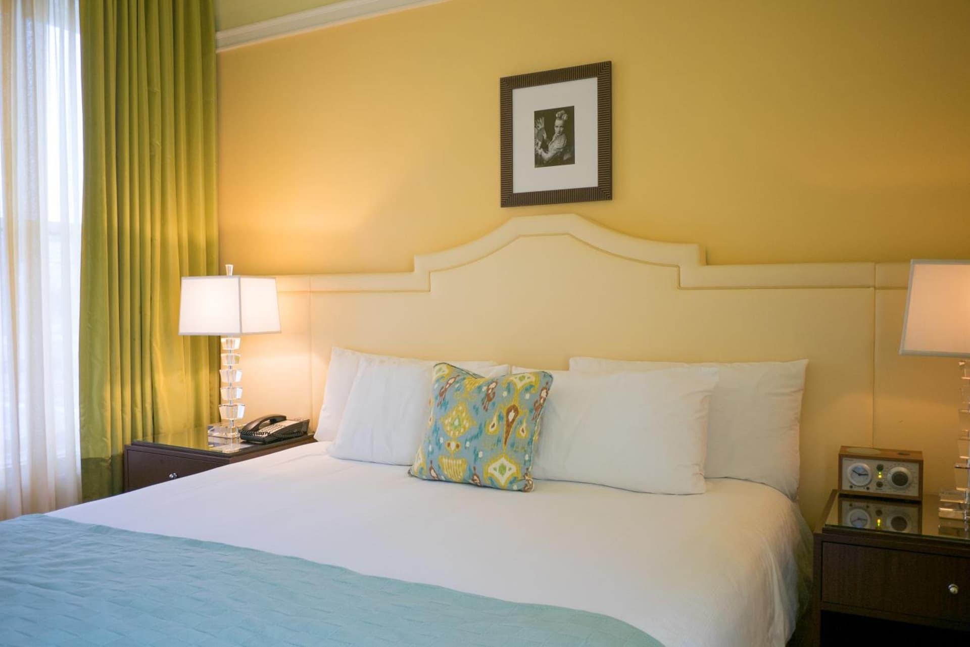 Hotel DeLuxe property views in Portland, OR — gallery photo 3