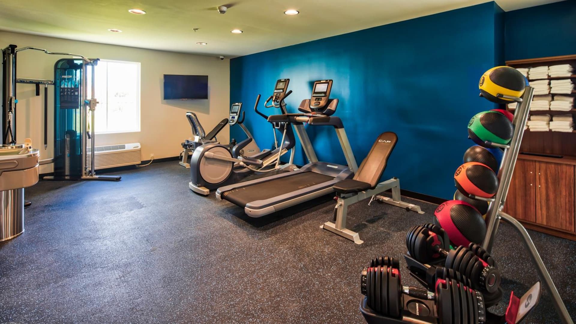 Uptown Suites Extended Stay Tampa FL - Riverview gallery photo in Riverview, FL — image 22