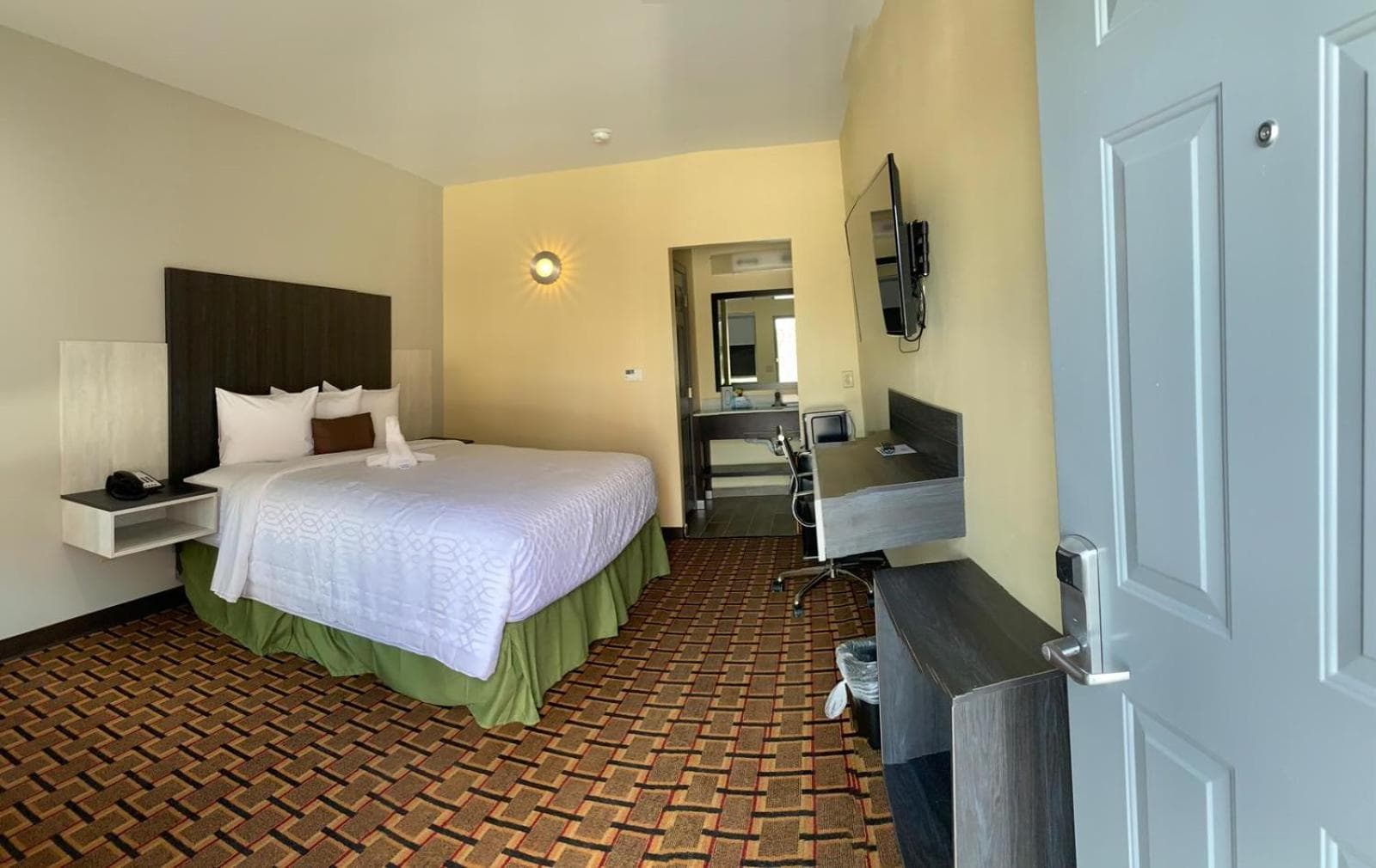 HomeStay Inn & Suites Edinburg gallery photo in Edinburg, TX — image 19