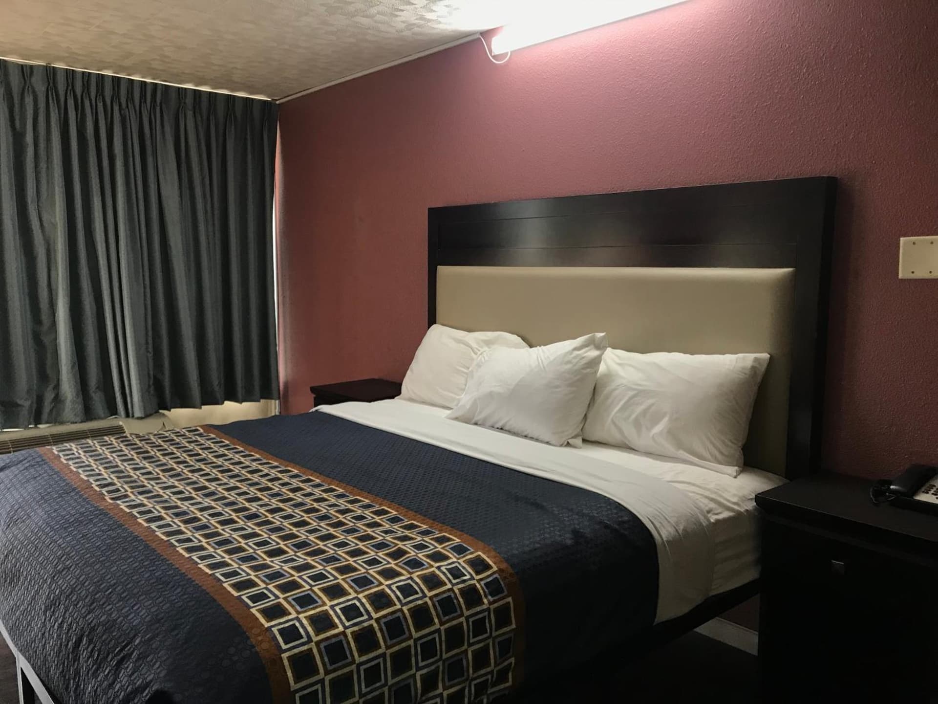 Express Inn gallery photo in Lafayette, LA — image 9