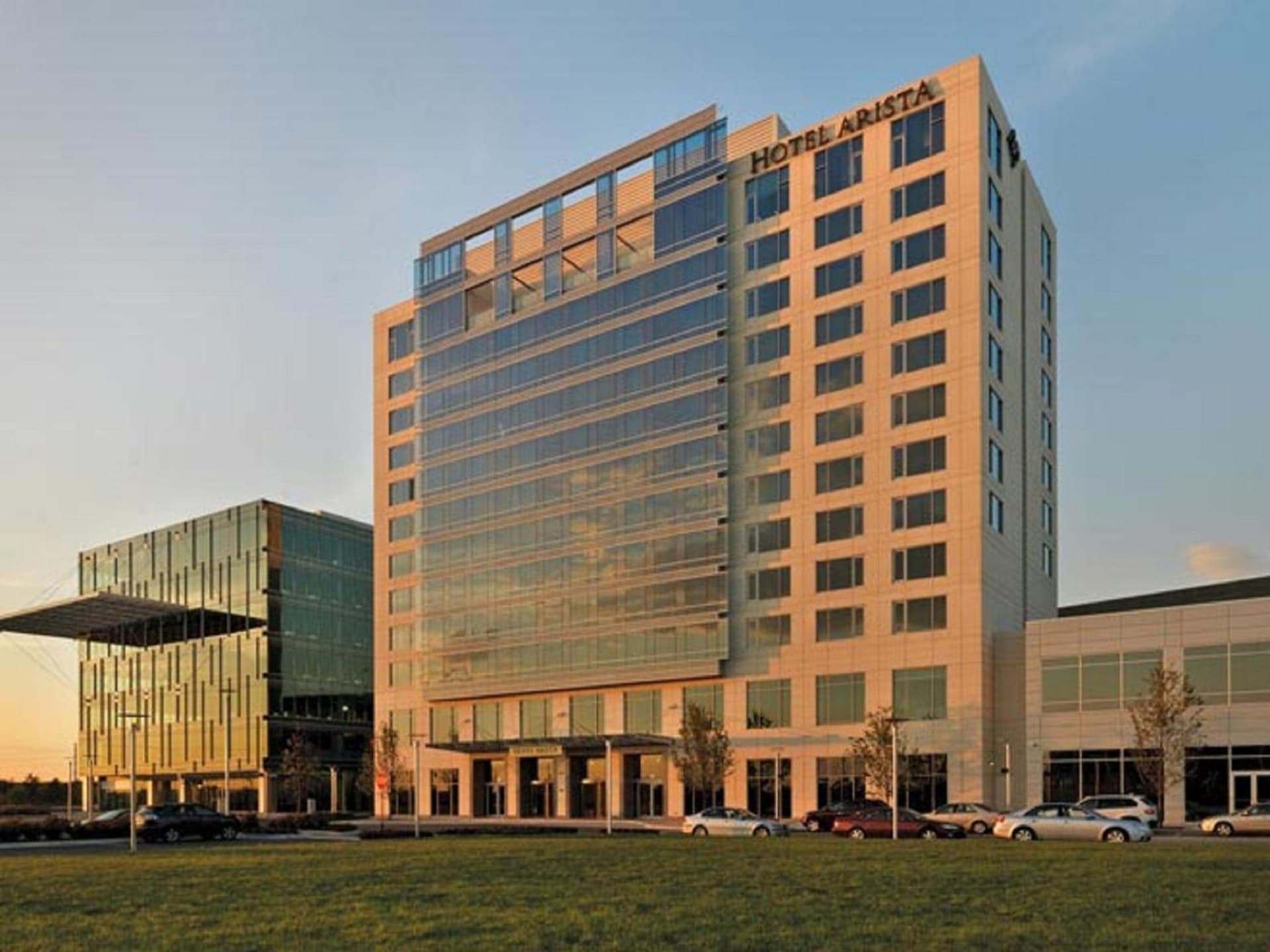Hotel Arista gallery photo in Naperville, IL — image 30