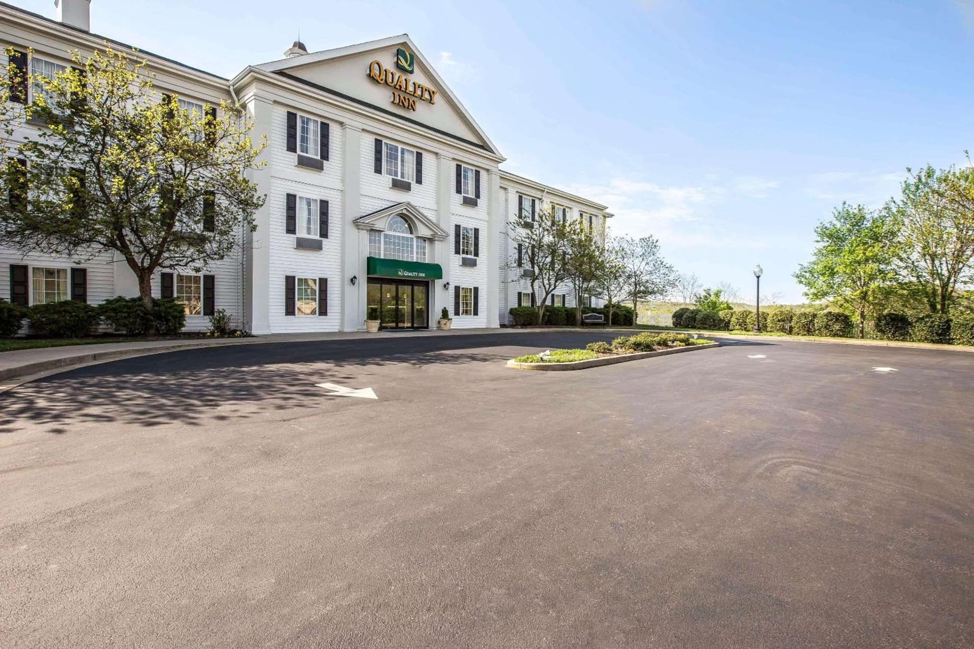 Quality Inn Kingsport South exterior or lobby in Kingsport, TN — main listing photo