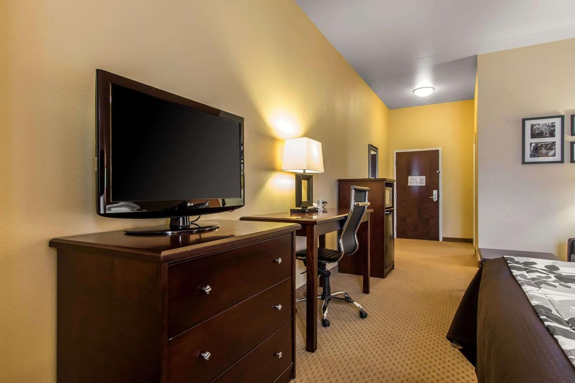 Sleep Inn & Suites Huntsville near US Space & Rocket Center gallery photo in Huntsville, AL — image 22