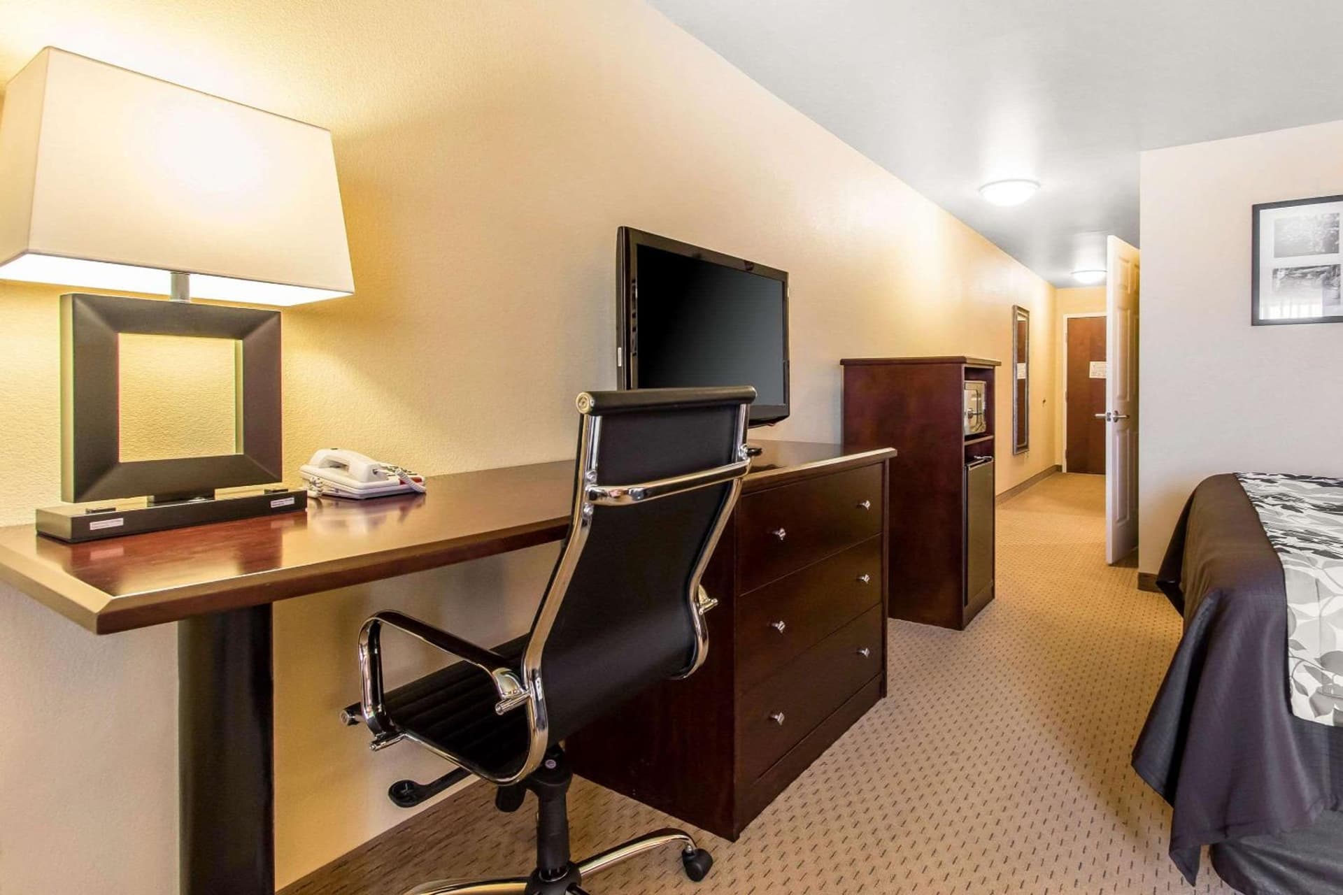 Sleep Inn & Suites Huntsville near US Space & Rocket Center gallery photo in Huntsville, AL — image 7