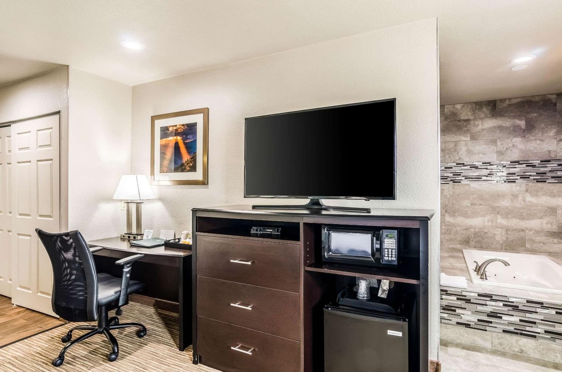 Quality Inn & Suites Westminster - Broomfield gallery photo in Westminster, CO — image 4