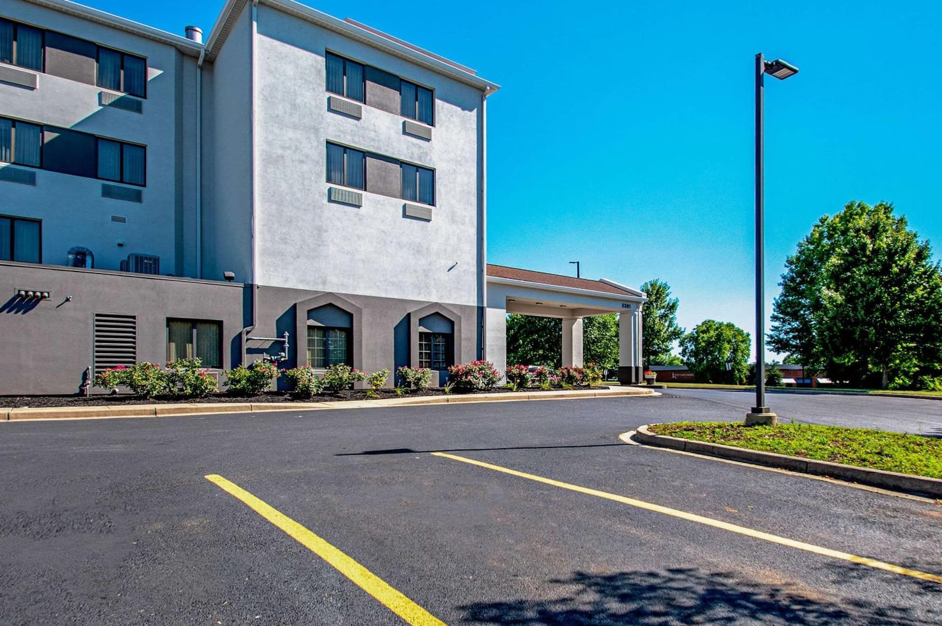 Garner Hotel Frederick Southeast by IHG property views in Frederick, MD — gallery photo 3