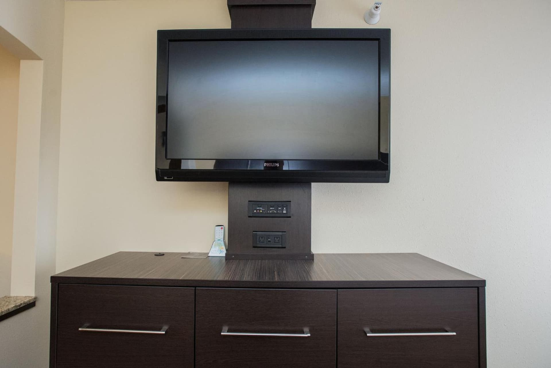 Holiday Inn Express & Suites Topeka West I-70 Wanamaker by IHG gallery photo in Topeka, KS — image 15