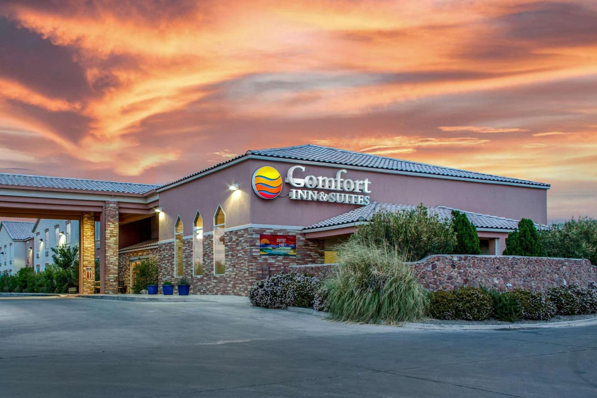 Comfort Inn & Suites I-25 near Spaceport America property views in Truth or Consequences, NM — gallery photo 3