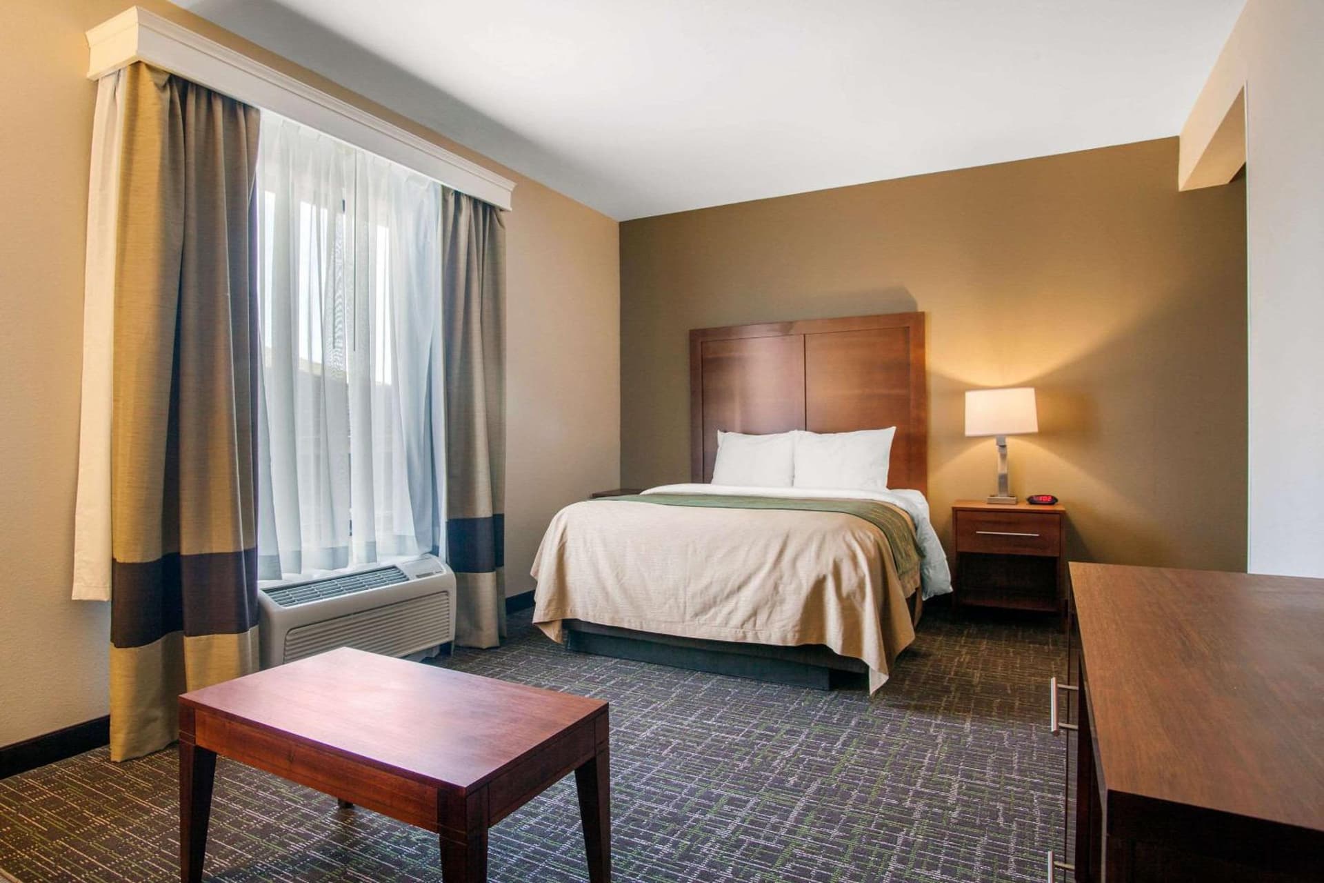 Comfort Inn & Suites Norman near University gallery photo in Norman, OK — image 35