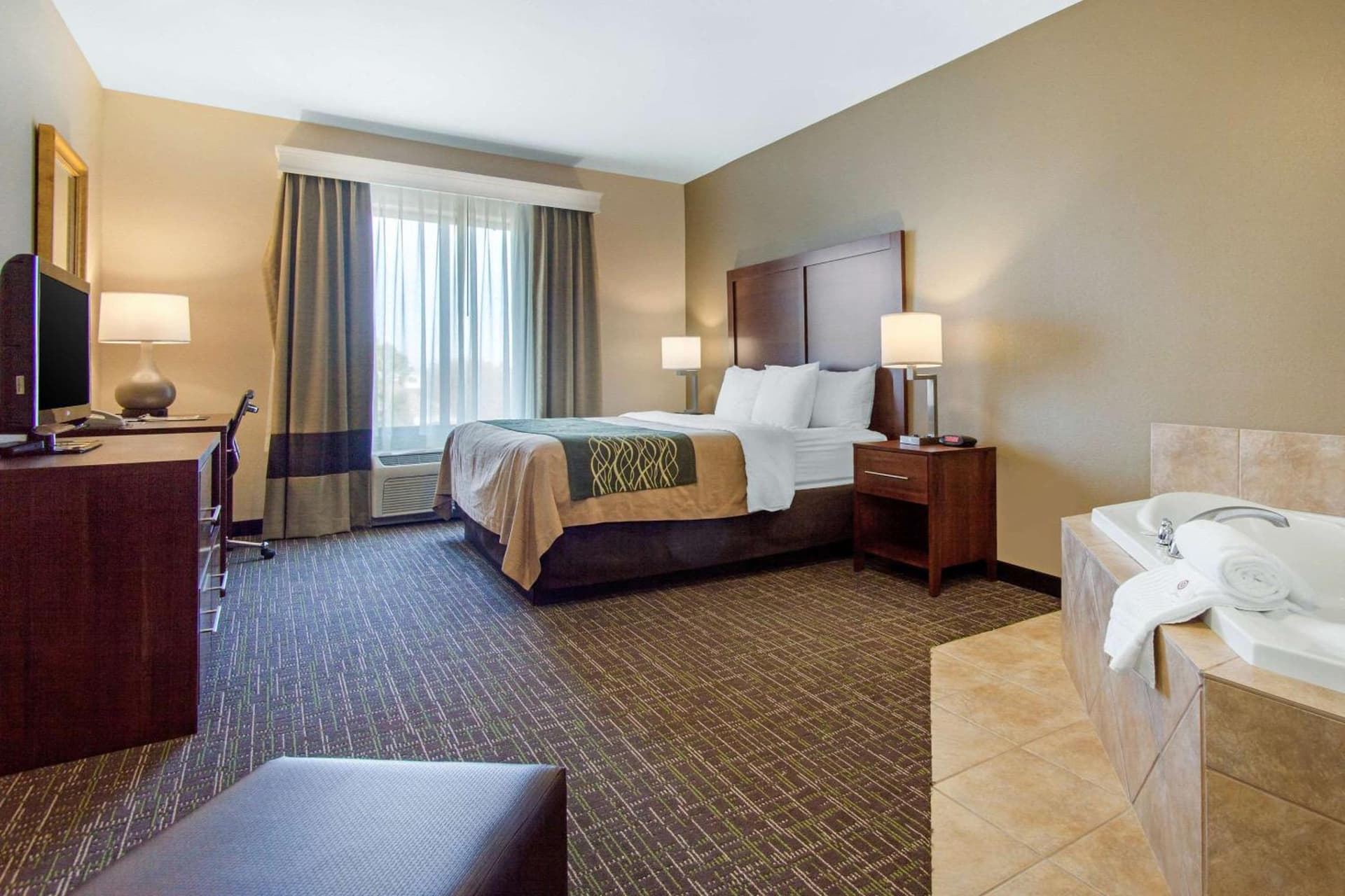 Comfort Inn & Suites Norman near University gallery photo in Norman, OK — image 7