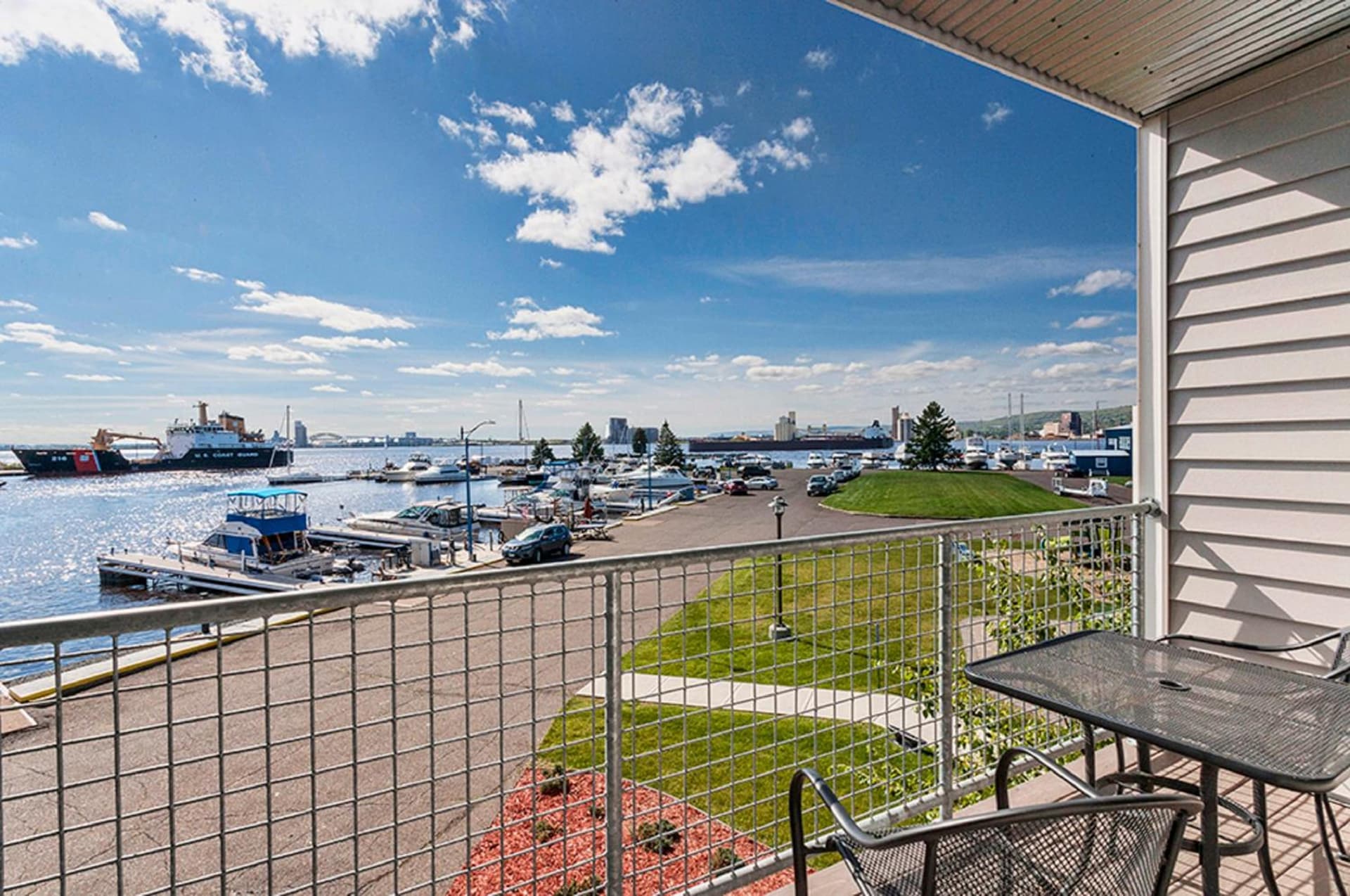 Park Point Marina Inn gallery photo in Duluth, MN — image 42