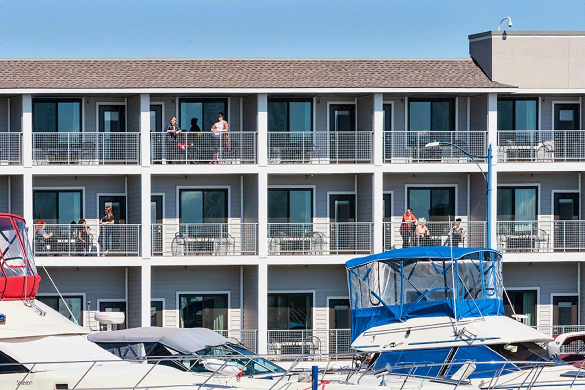 Park Point Marina Inn gallery photo in Duluth, MN — image 69