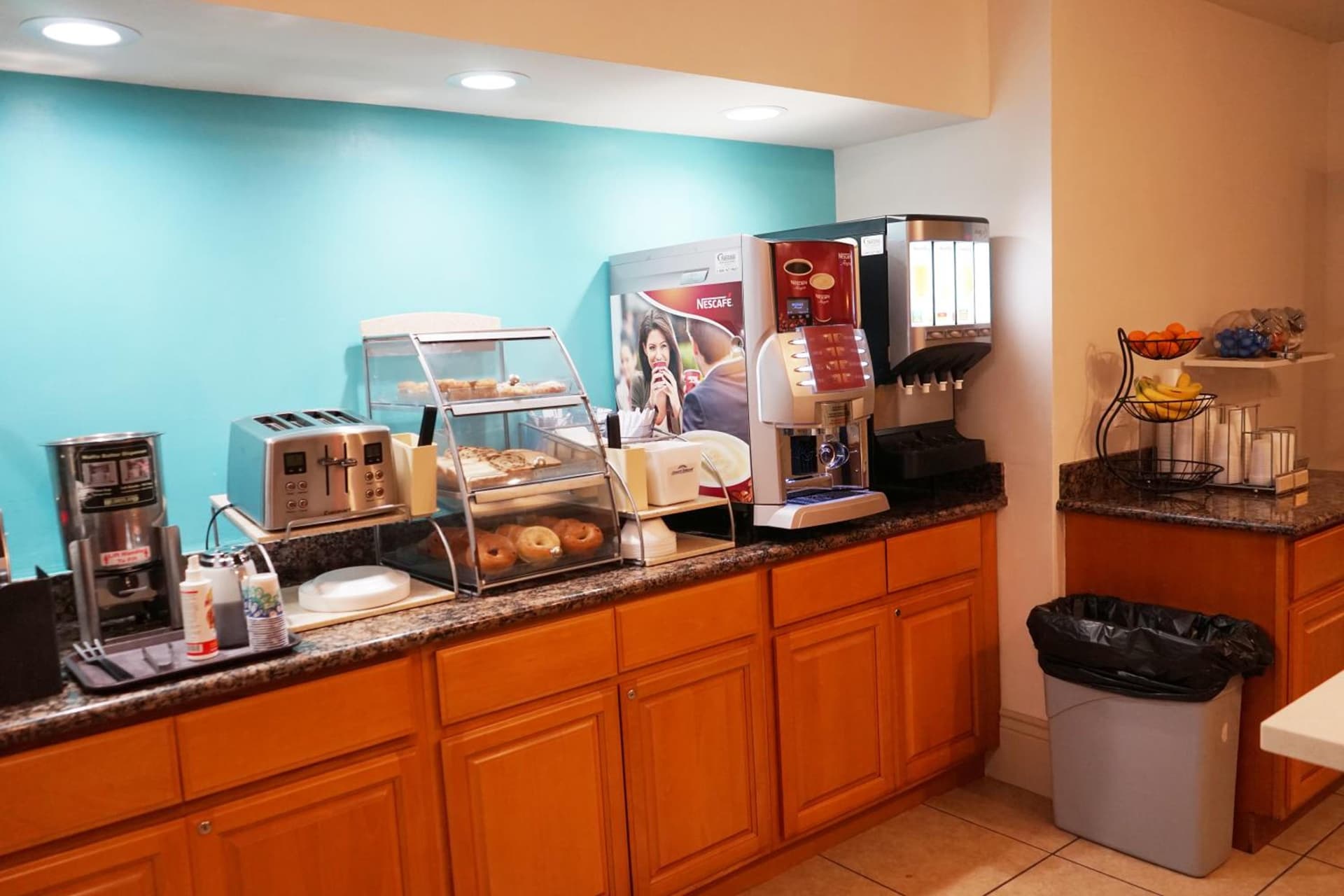 Howard Johnson by Wyndham Salinas gallery photo in Salinas, CA — image 20
