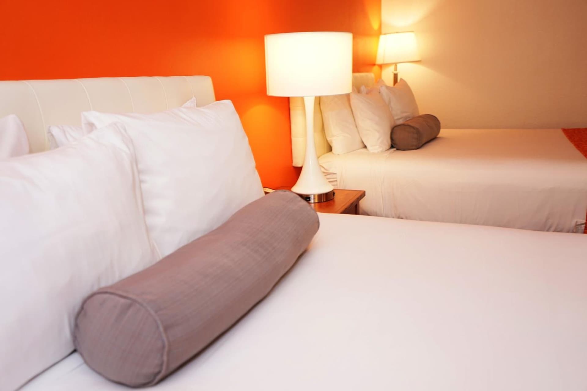 Howard Johnson by Wyndham Salinas gallery photo in Salinas, CA — image 92