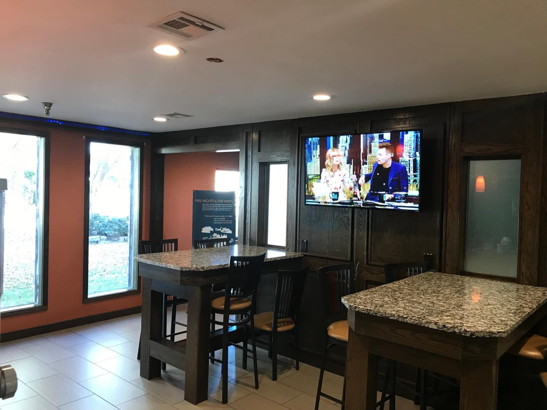 Super 8 by Wyndham Fayetteville interior in Fayetteville, AR — gallery photo 2