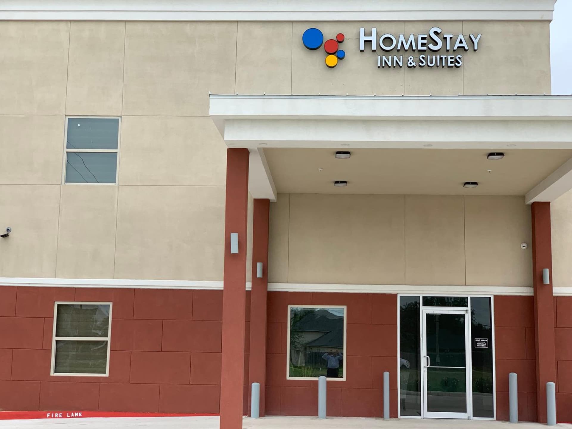 HomeStay Inn & Suites Edinburg gallery photo in Edinburg, TX — image 14