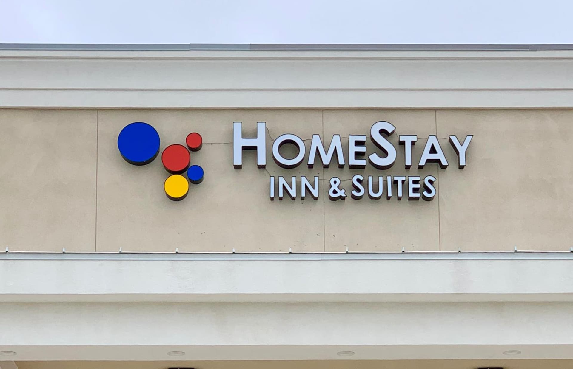 HomeStay Inn & Suites Edinburg gallery photo in Edinburg, TX — image 21