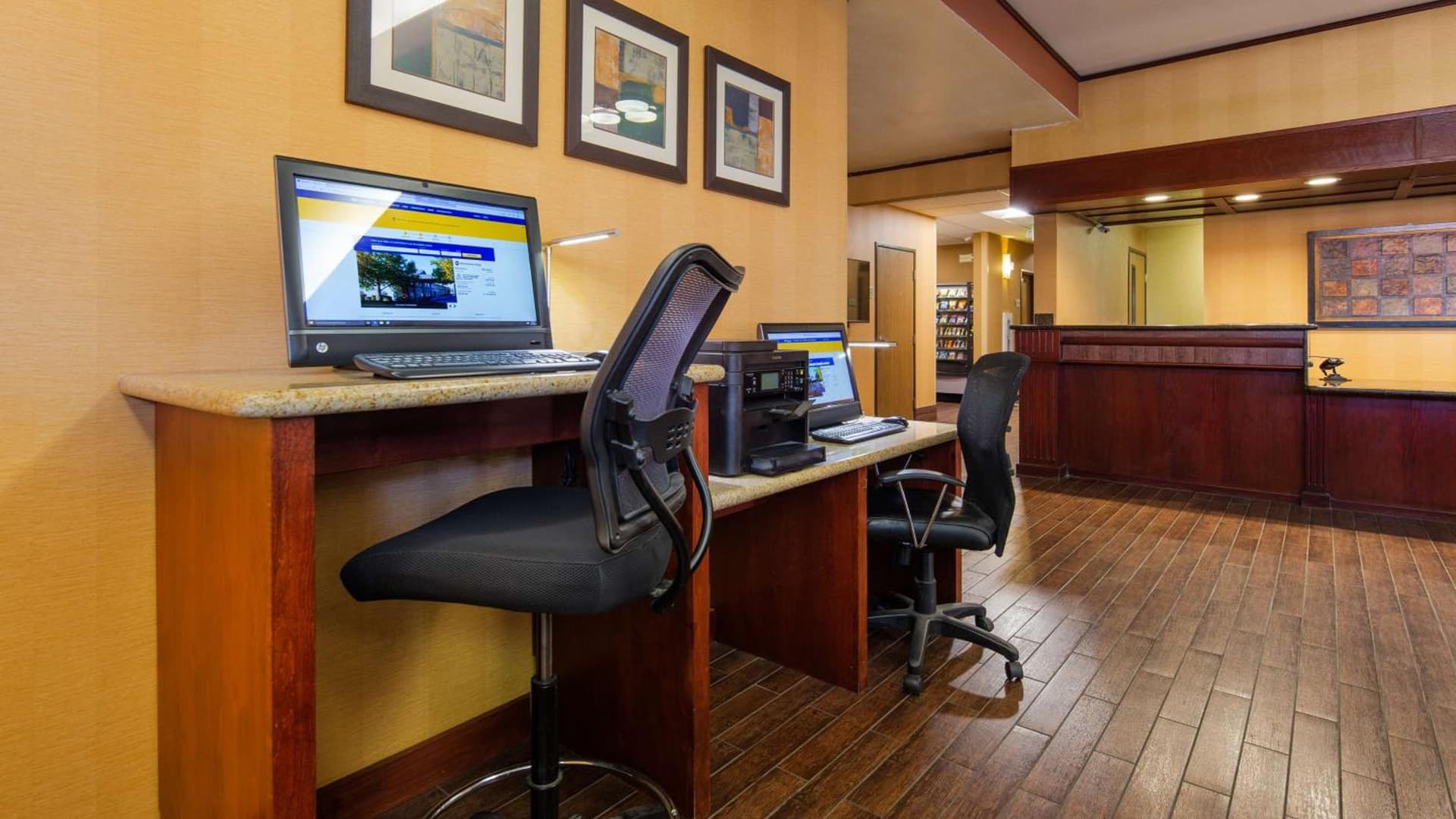 Best Western Plus Meridian interior in Meridian, ID — gallery photo 2