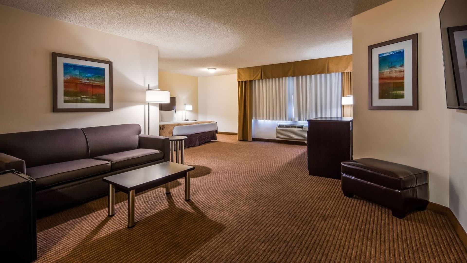 Best Western Seattle Airport Hotel interior in SeaTac, WA — gallery photo 2