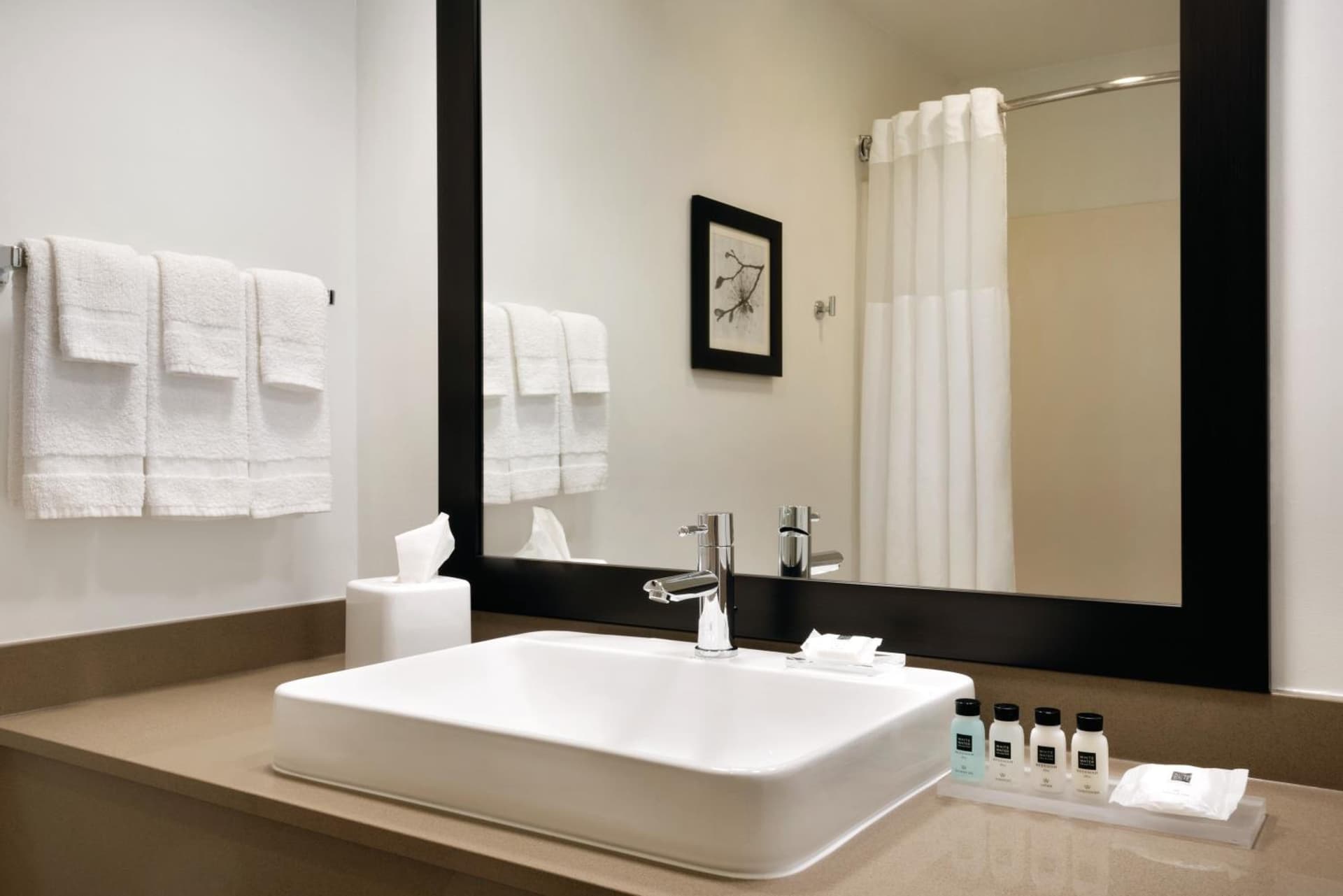 Country Inn & Suites by Radisson, Des Moines West, IA gallery photo in Clive, IA — image 23
