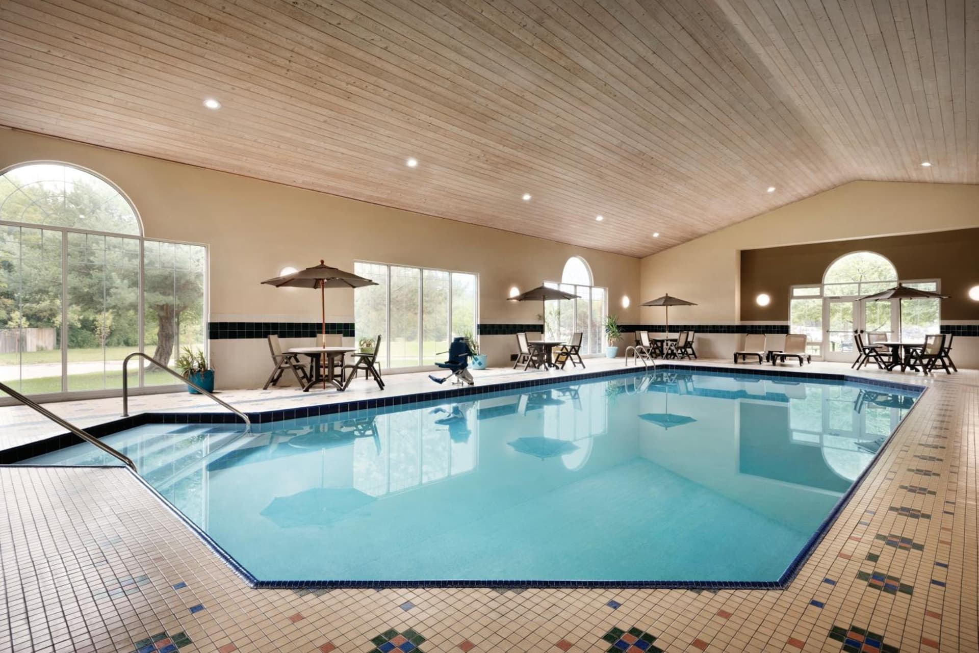 Country Inn & Suites by Radisson, Des Moines West, IA gallery photo in Clive, IA — image 14