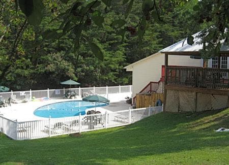 Mountain Meadows interior in Pigeon Forge, TN — gallery photo 2