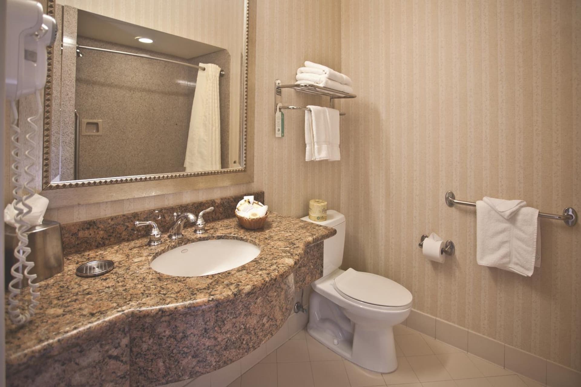 Bay Landing Hotel gallery photo in Burlingame, CA — image 22