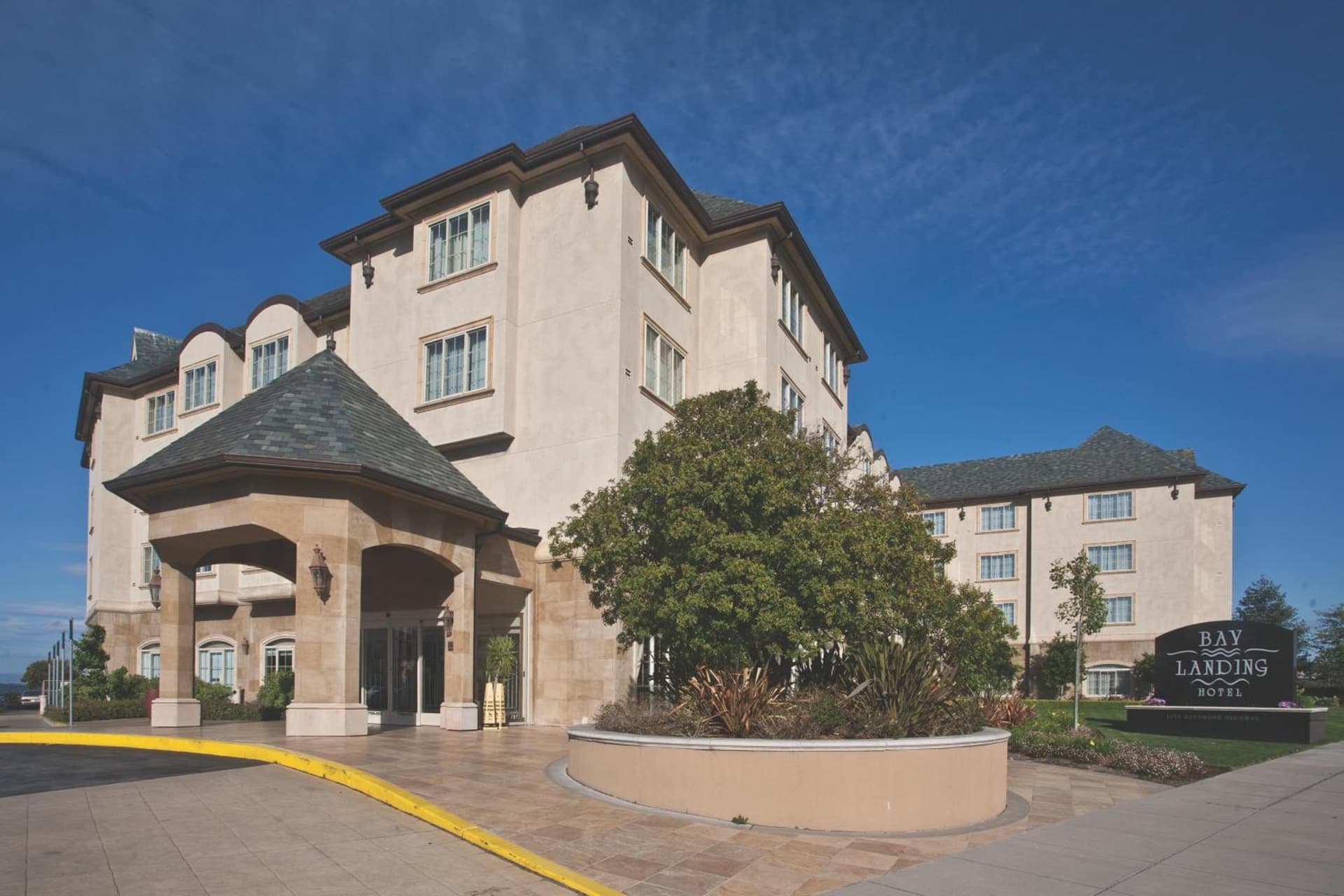 Bay Landing Hotel gallery photo in Burlingame, CA — image 26