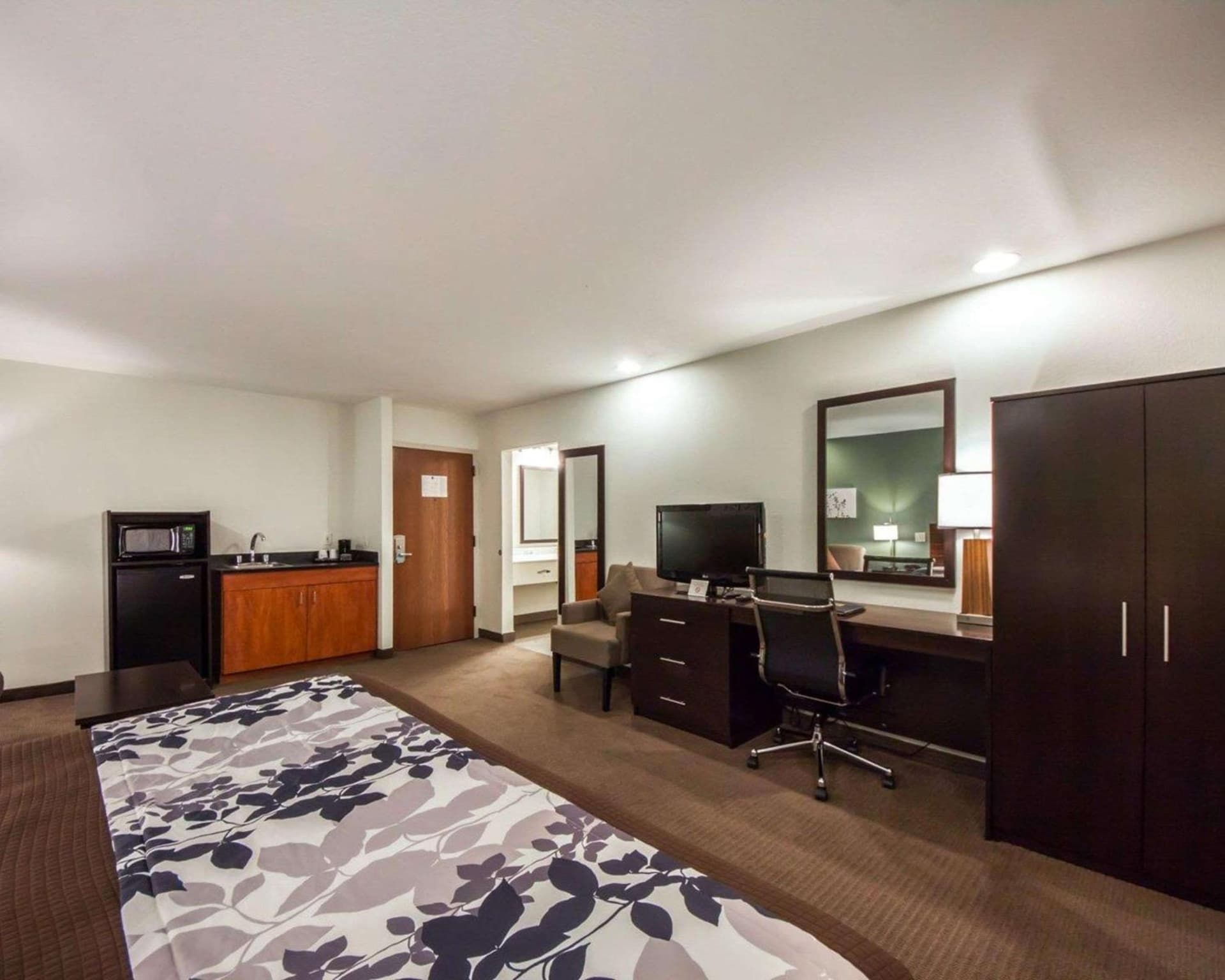 Sleep Inn & Suites Edmond near University gallery photo in Edmond, OK — image 31
