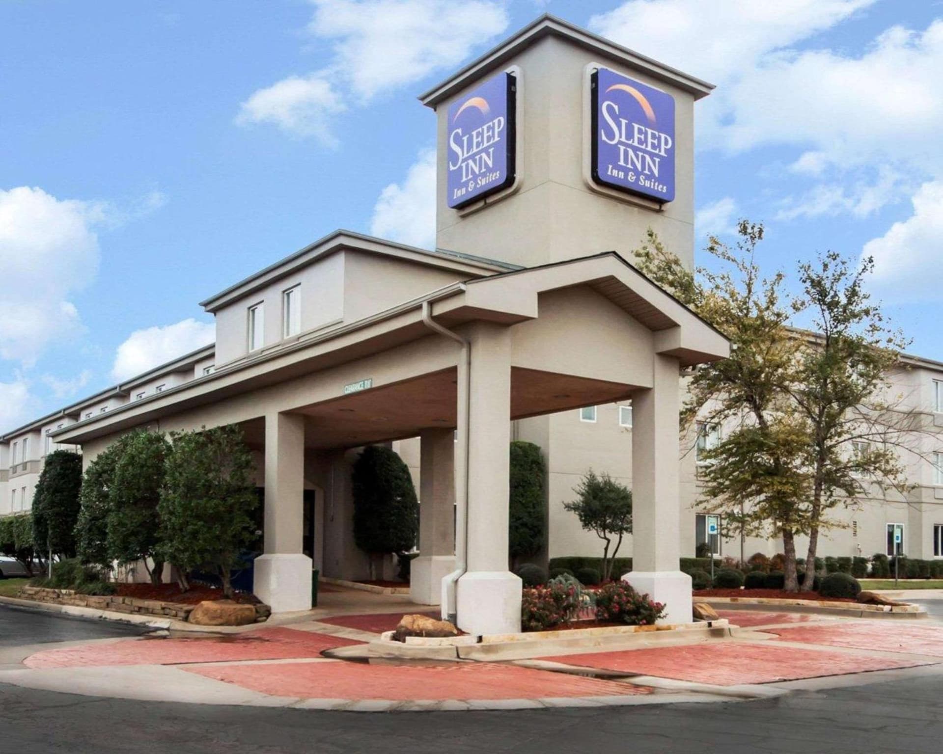 Sleep Inn & Suites Edmond near University property views in Edmond, OK — gallery photo 3
