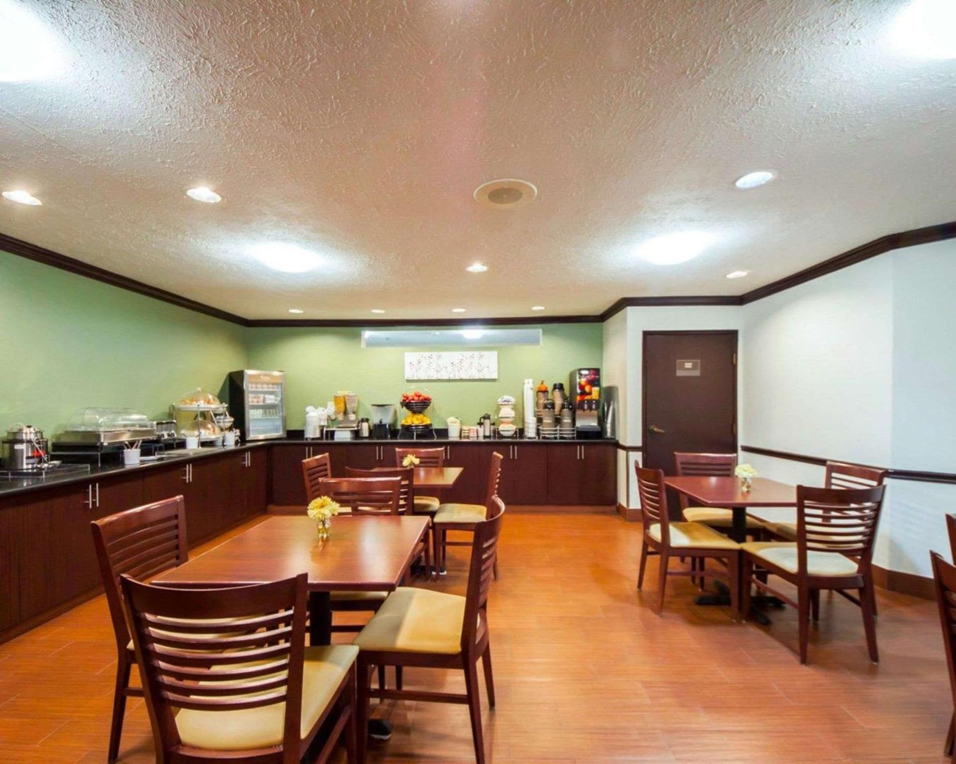 Sleep Inn & Suites Edmond near University gallery photo in Edmond, OK — image 14