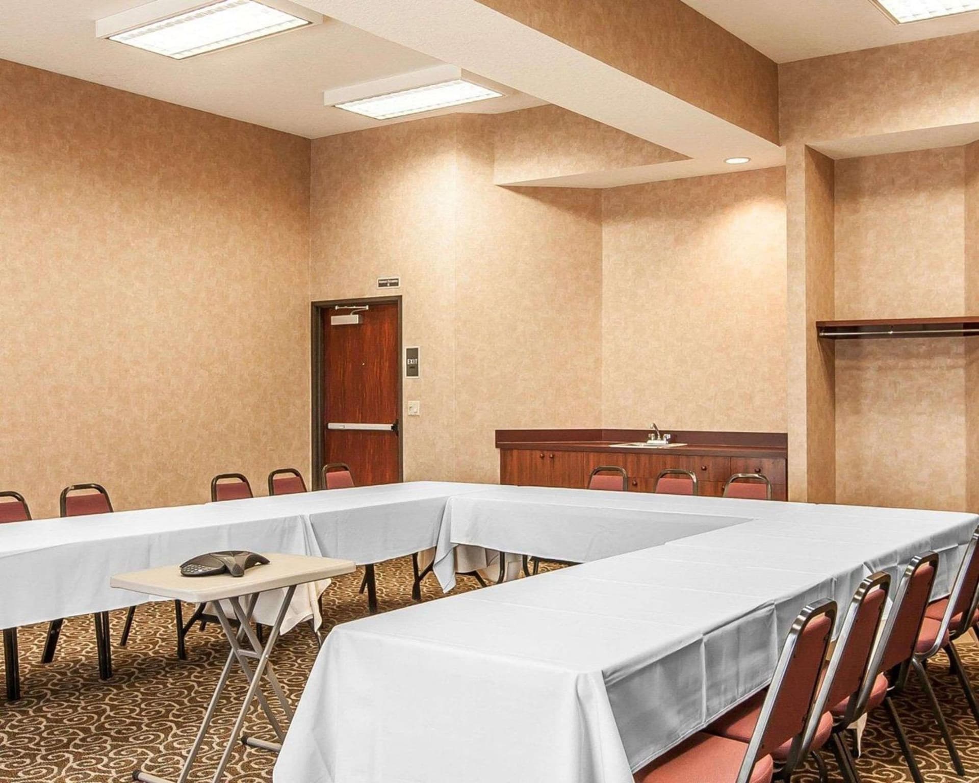 Comfort Suites Redmond Airport — hotel in Redmond, Oregon