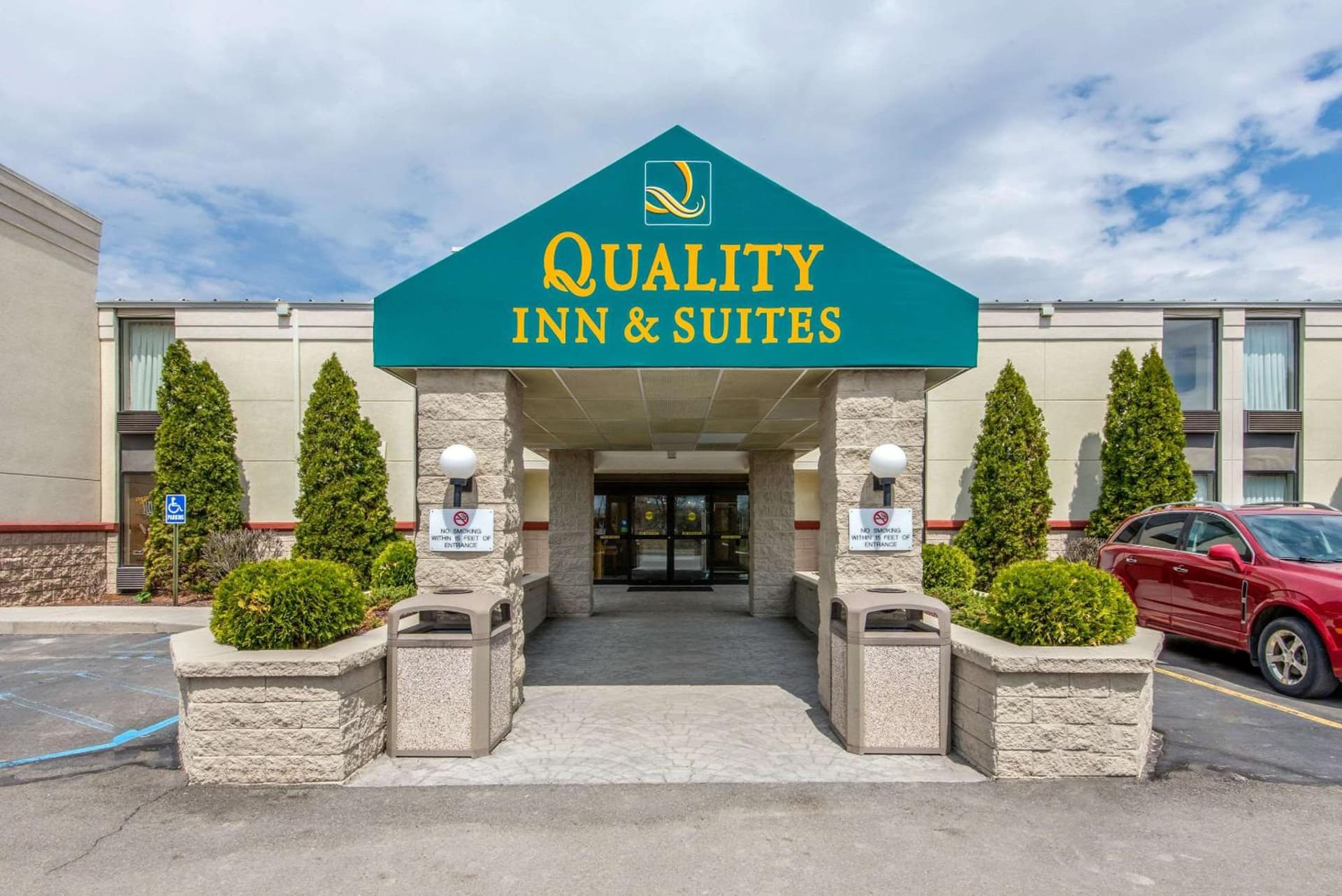 Quality Inn & Suites Mansfield interior in Mansfield, PA — gallery photo 2