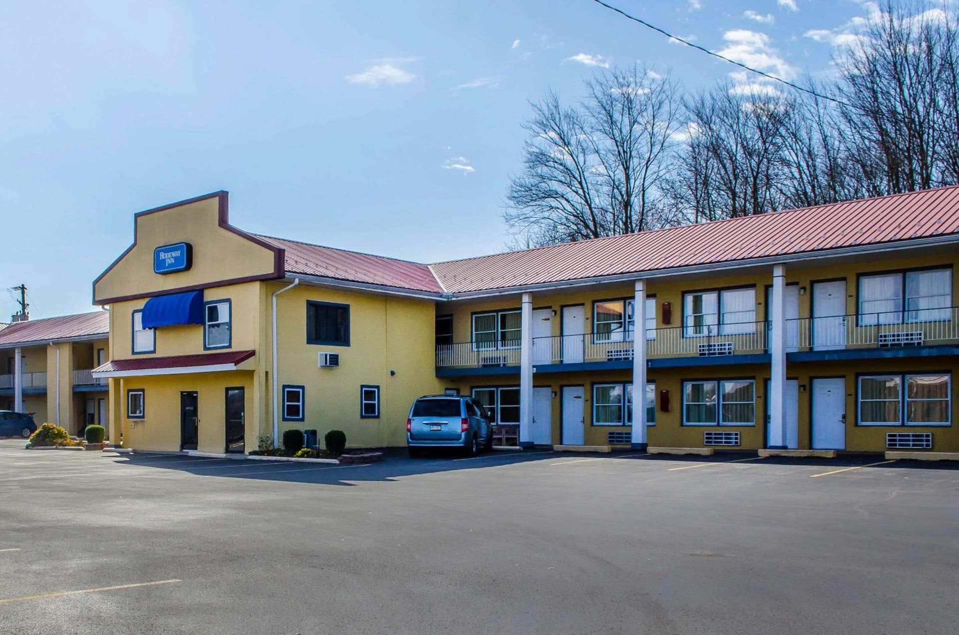 Relax Inn featured exterior or lobby in Lewisburg, PA — similar hotel