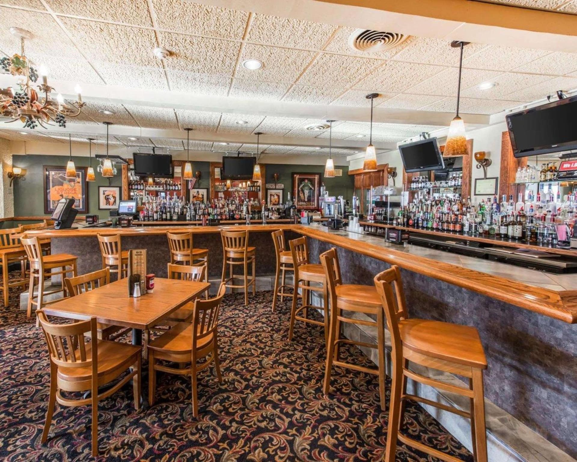 Quality Inn & Suites Erie near Casino gallery photo in Erie, PA — image 25