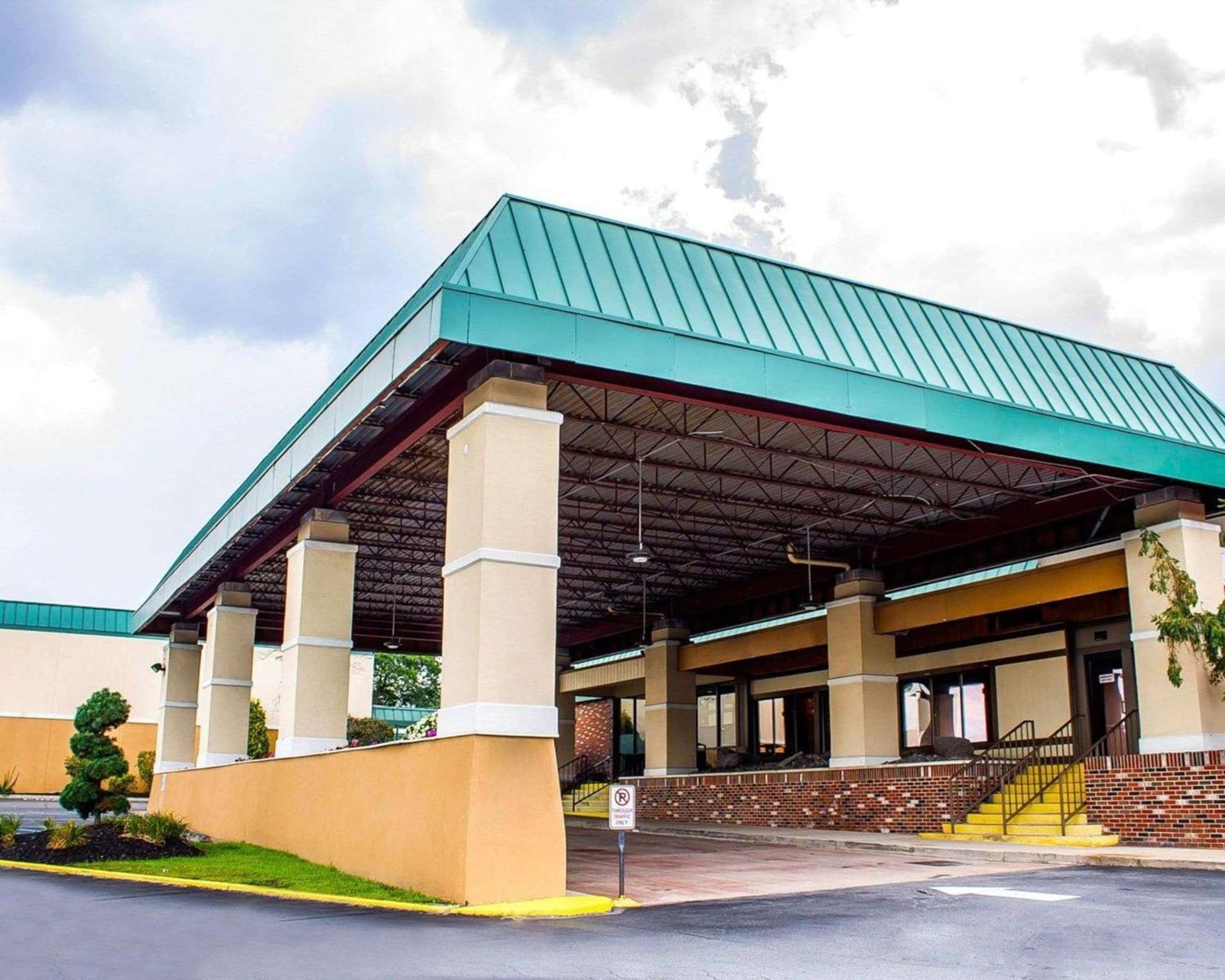 Wilkes-Barre Inn & Suites — hotel in Wilkes-Barre, Pennsylvania