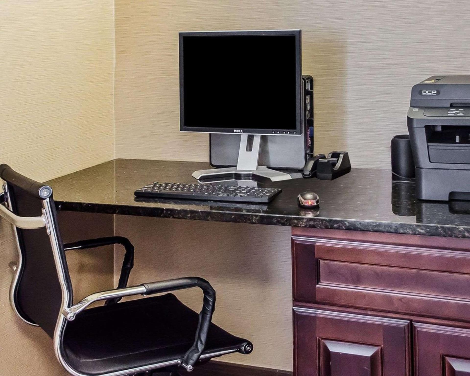 SureStay Plus by Best Western Jonestown Lebanon Valley gallery photo in Jonestown, PA — image 14