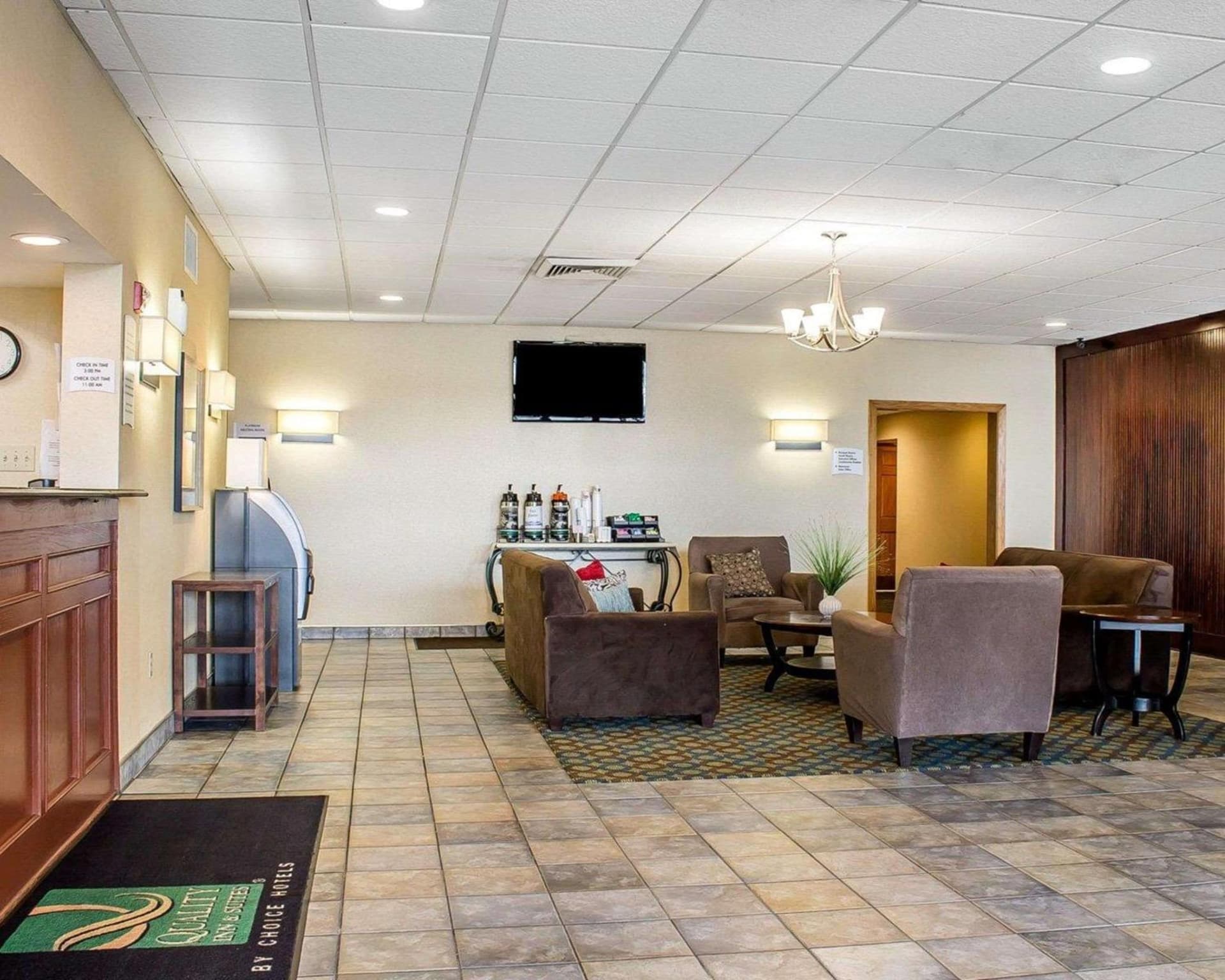Wilkes-Barre Inn & Suites gallery photo in Wilkes-Barre, PA — image 8