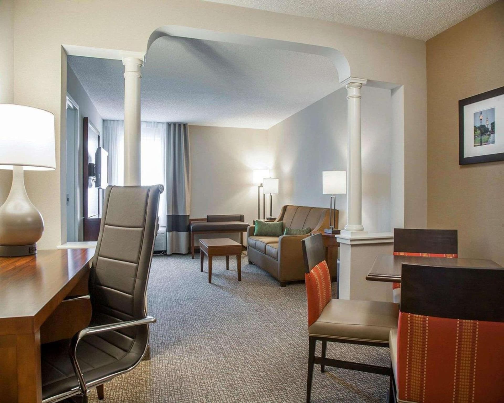 Comfort Suites West Warwick - Providence interior in West Warwick — gallery photo 2