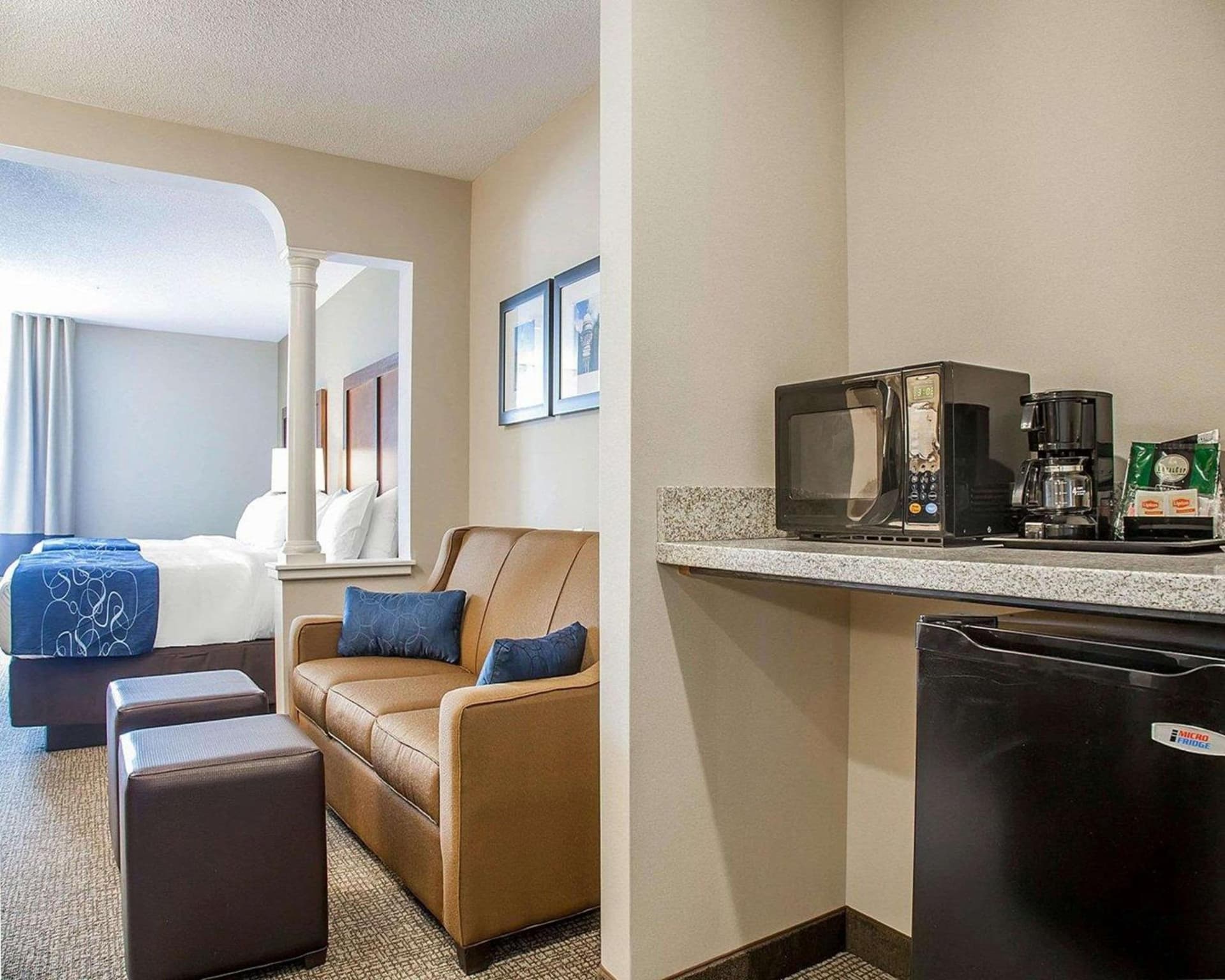 Comfort Suites West Warwick - Providence gallery photo in West Warwick — image 22