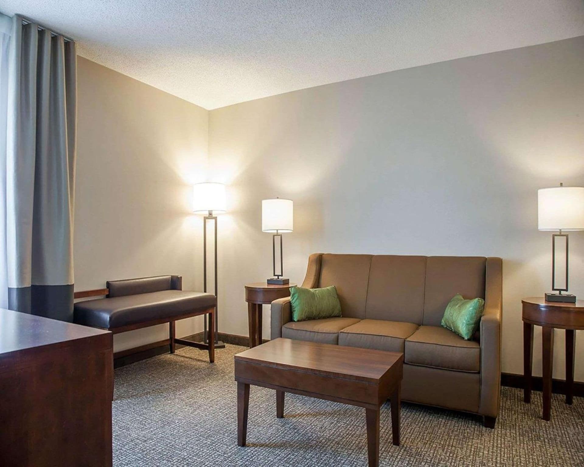 Comfort Suites West Warwick - Providence gallery photo in West Warwick — image 39